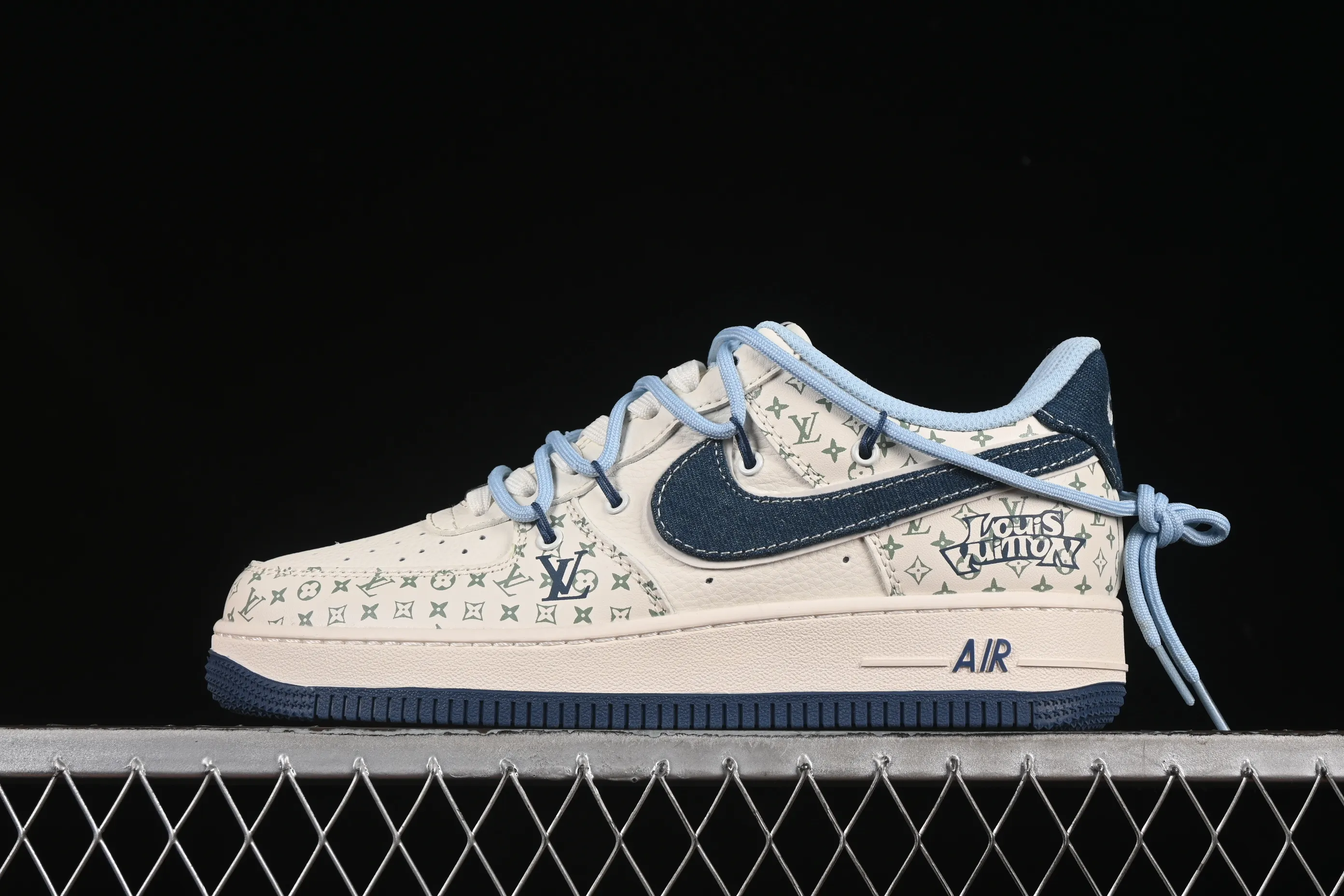 All categories Nk Air Force 1 Air Force series Nk Air Force 1 Low Air Force low-top Nike Air Force 1'07 Low LV co-branded printed drawstring Air Force 1 low-top casual sneakers DM6868-096
